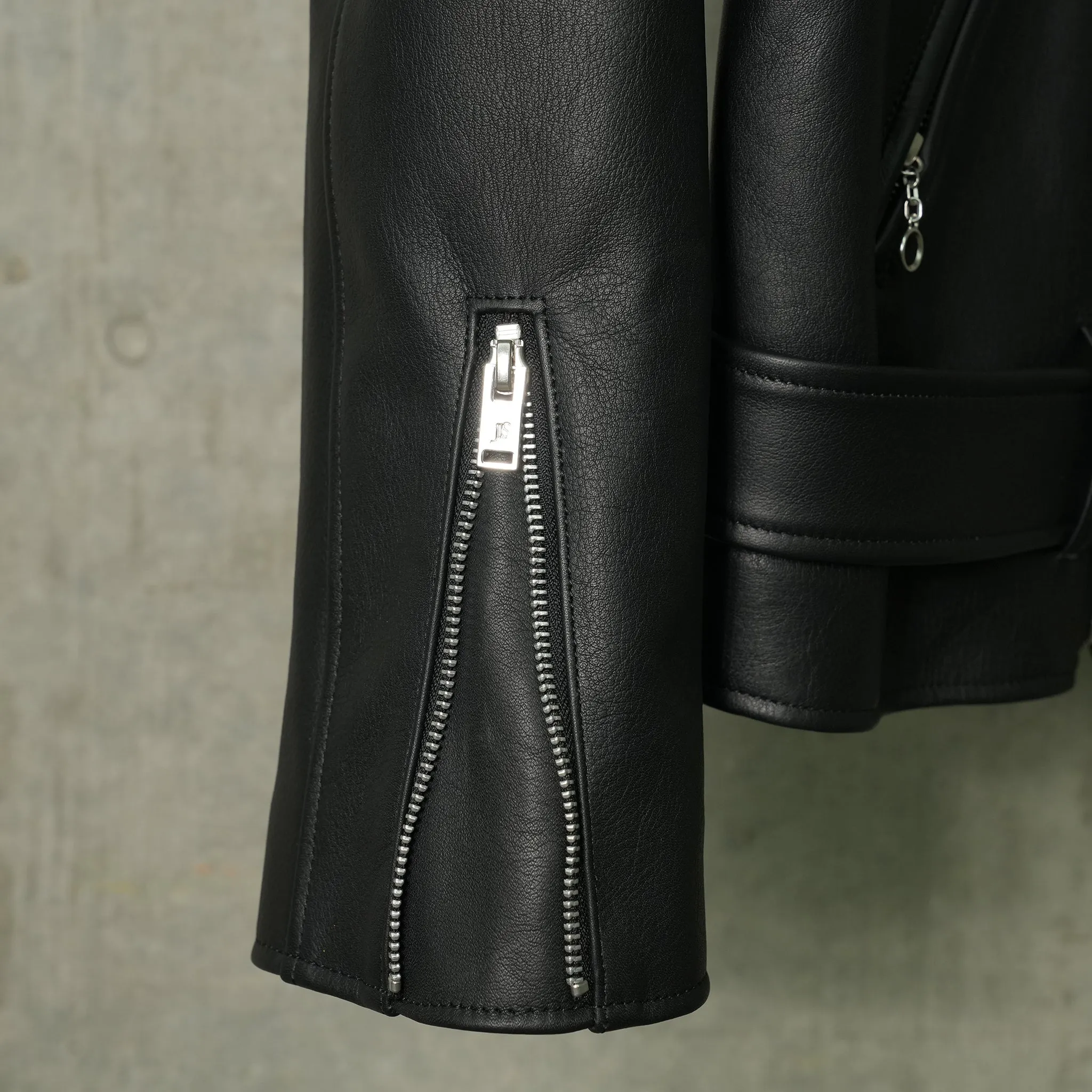 LEATHER DOUBLE FRONT BIKER JACKET / BLACK