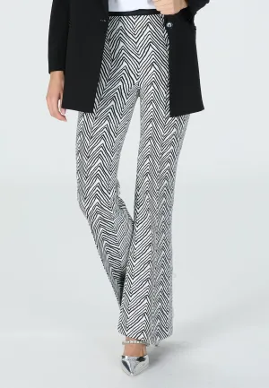 Trousers in Blow-up Herringbone Jacquard